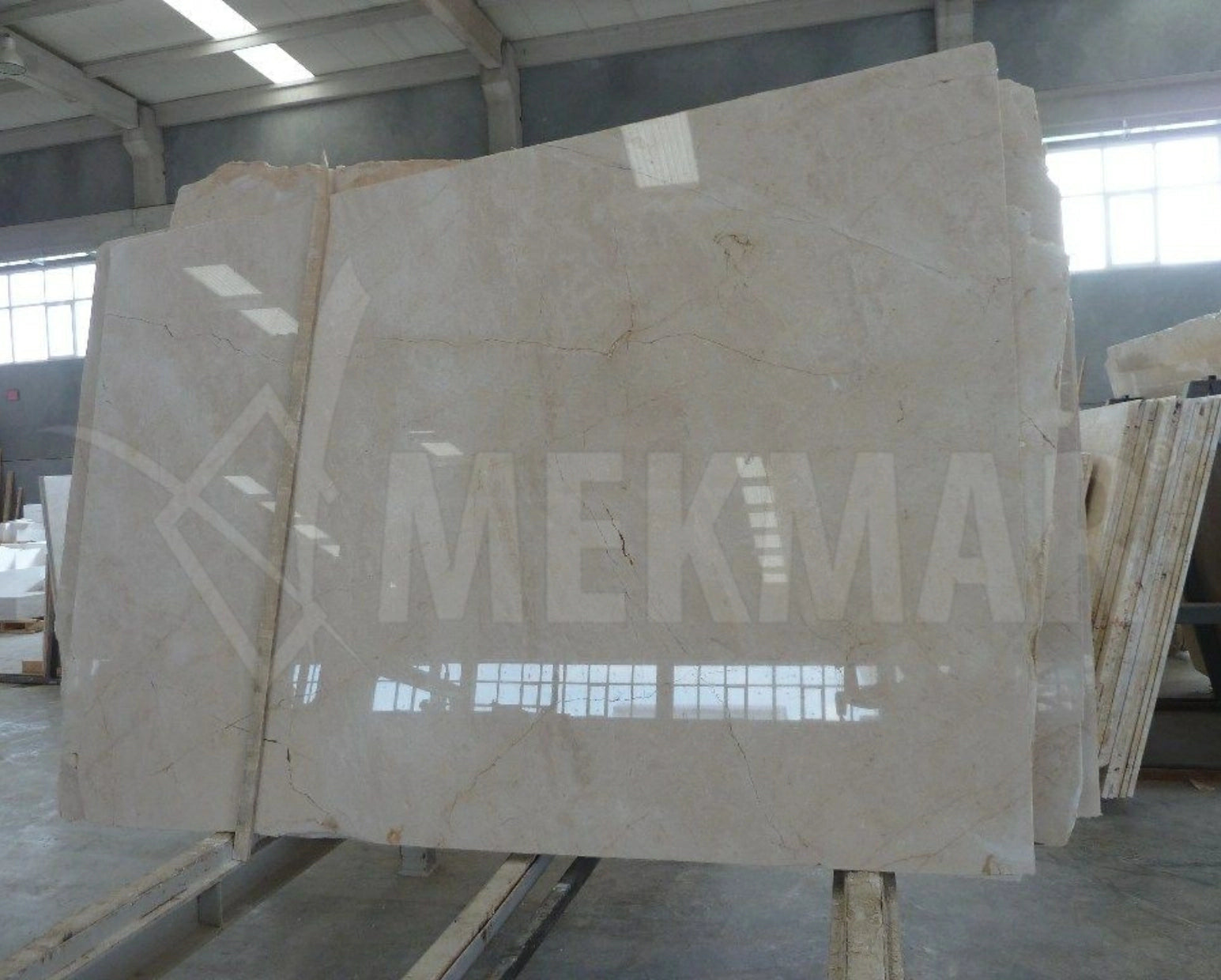 Crema Marfil Marble Slab - 2