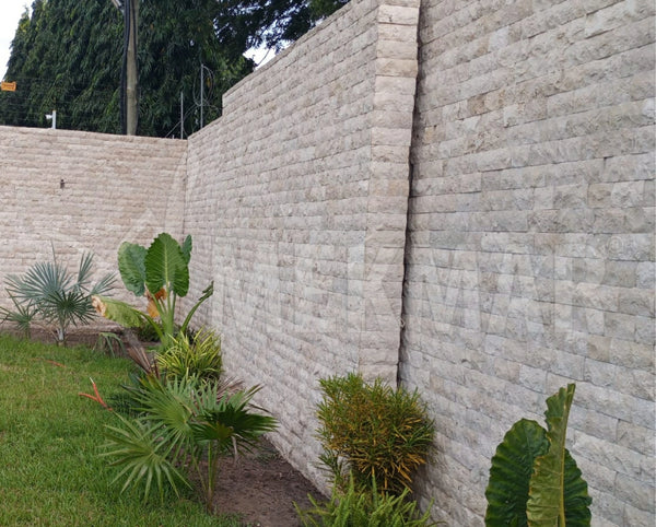 الترافرتين الكلاسيكي ذو السطح المشقوق