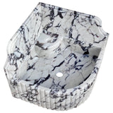 حوض حمام زاوية مثبت على الحائط من الرخام كالاكاتا فيولا، ذو تصميم مخدد، مع حاجز رشاش بطول 21 سم