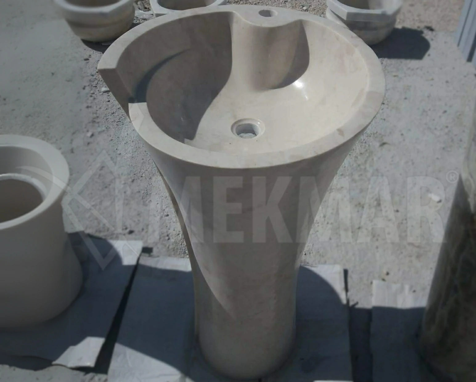 Vessel Sink Model 109 - 4