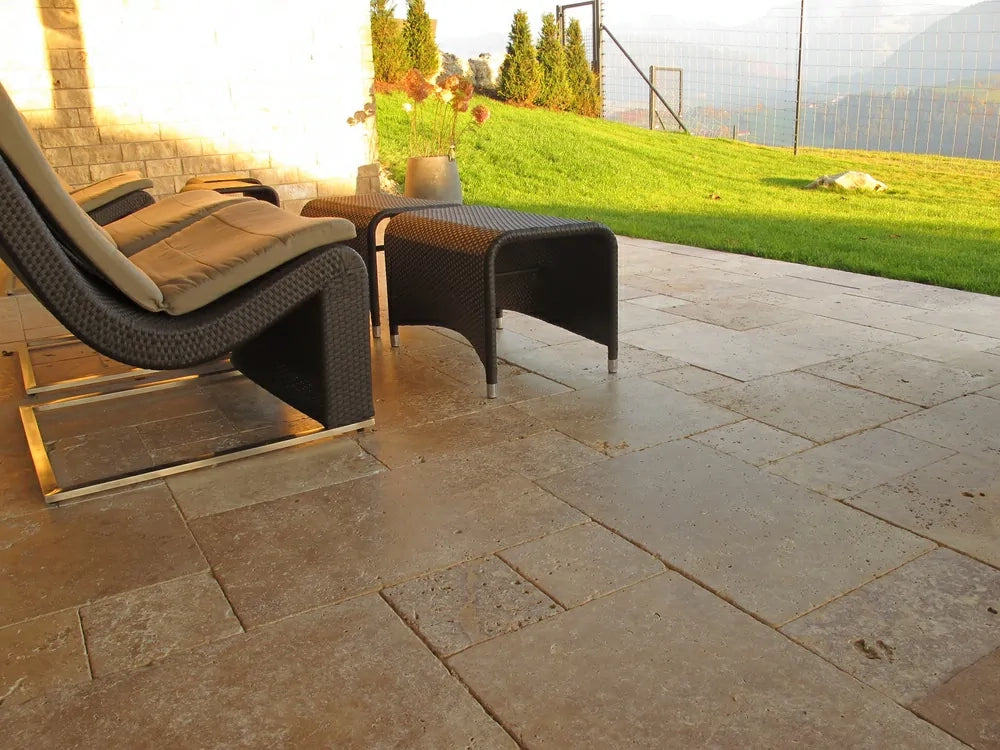 Noche Travertine Paver - 1