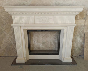 Klassischer Kamin aus Kalkstein – 1