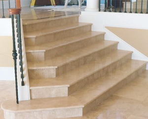 Escaleras clásicas de travertino - 1