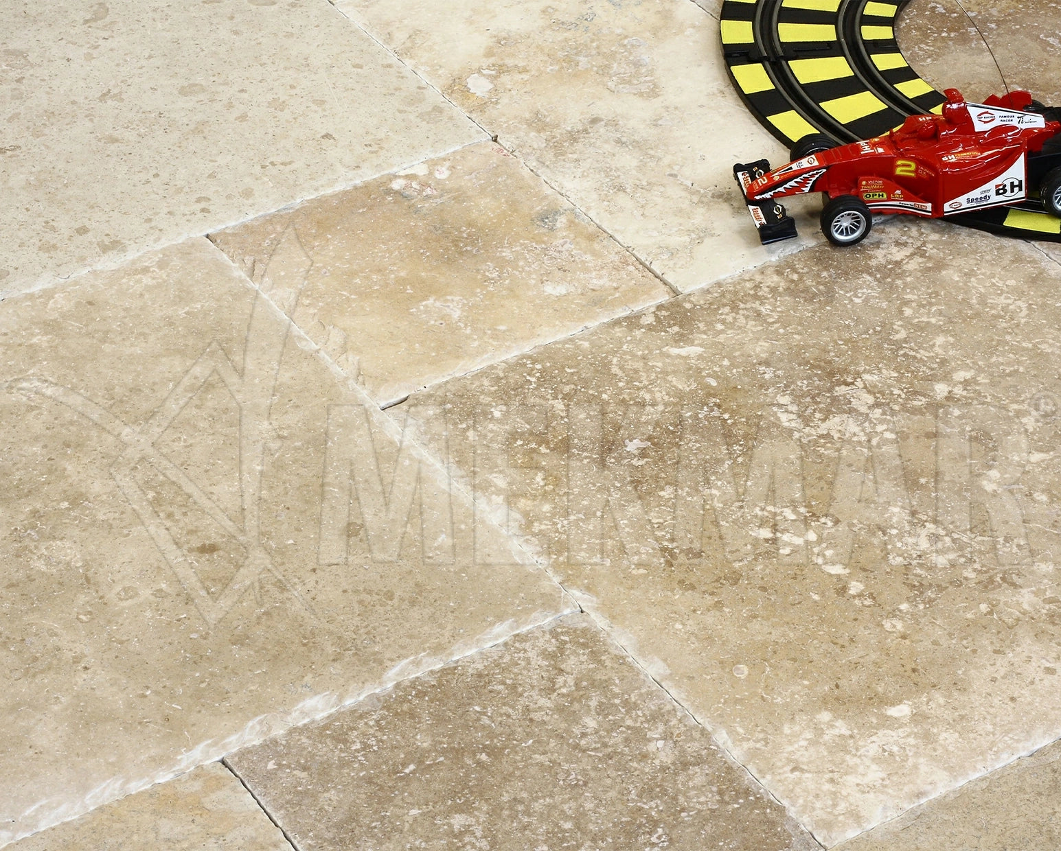 Conjunto de motivos rústicos Mina en travertino - 9