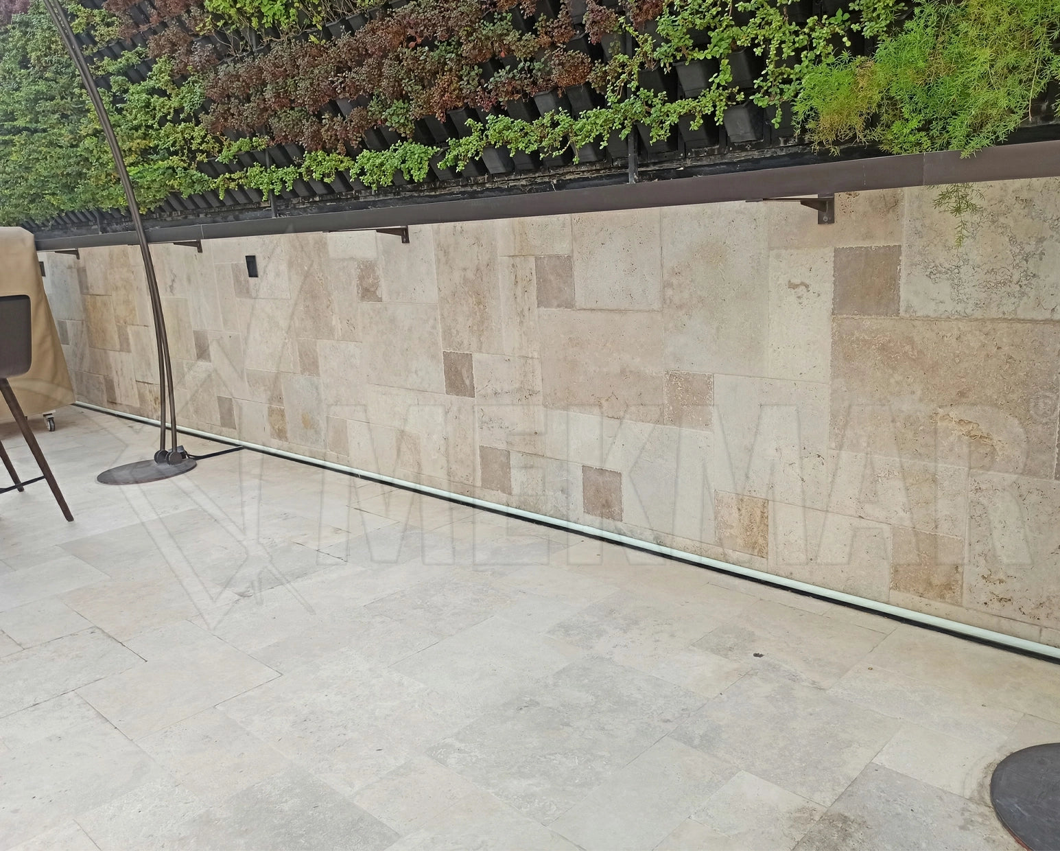 Ensemble de motifs rustiques Scott en travertin - 9