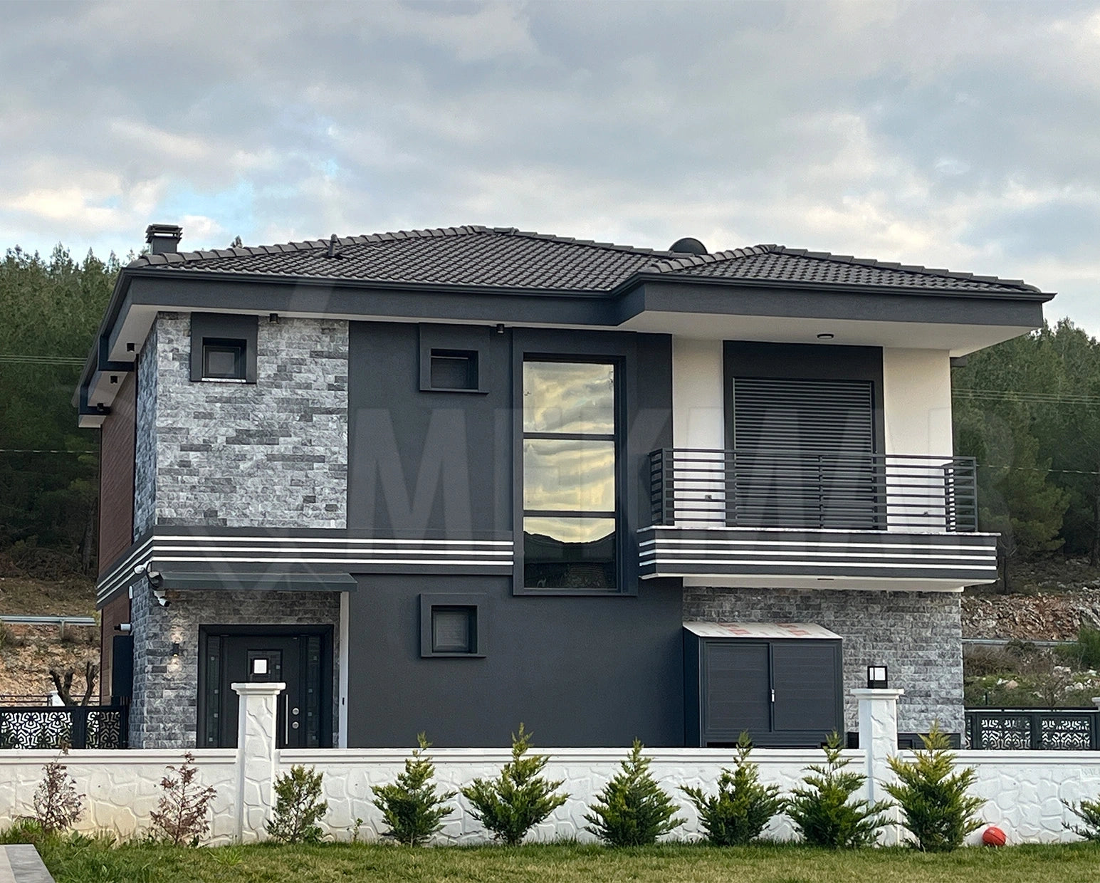 Marbre noir Snow, face fendue - 7