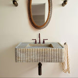 Rechteckiges Wandwaschbecken aus Walnuss-Travertin, geriffelt (B) 41 cm (L) 82 cm (H) 26 cm